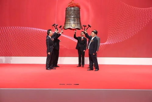 上市敲钟的含义与解读，企业走向资本市场的盛大仪式