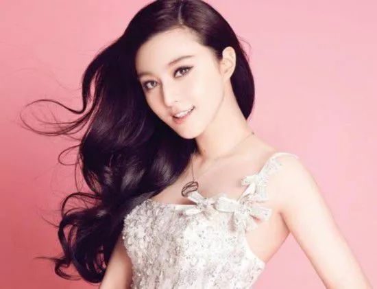 美女明星的日常小确幸，名字背后的温馨故事与璀璨人生