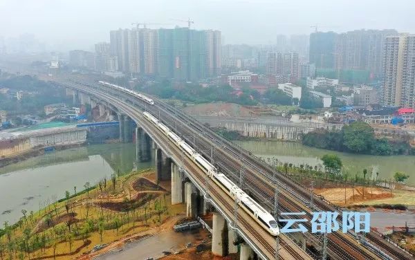 邵阳火车进入新纪元，最新动态与时代列车发展同步前行